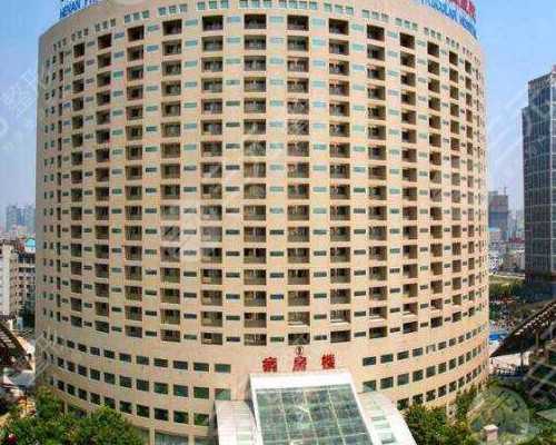 促排卵喝水鱼汤和黑豆红枣汤哪个好？~代生孕女宝宝